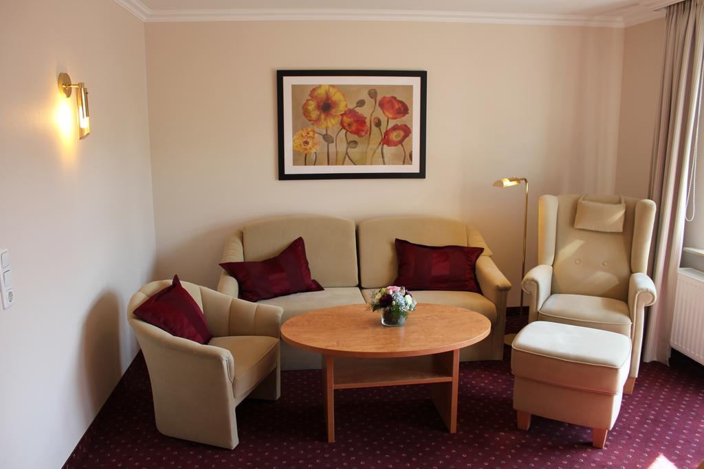 Hotel Kirchspiels Gasthaus Nortorf Екстериор снимка