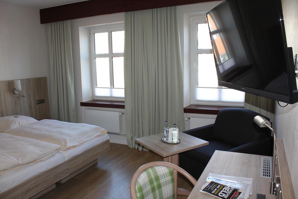 Hotel Kirchspiels Gasthaus Nortorf Екстериор снимка