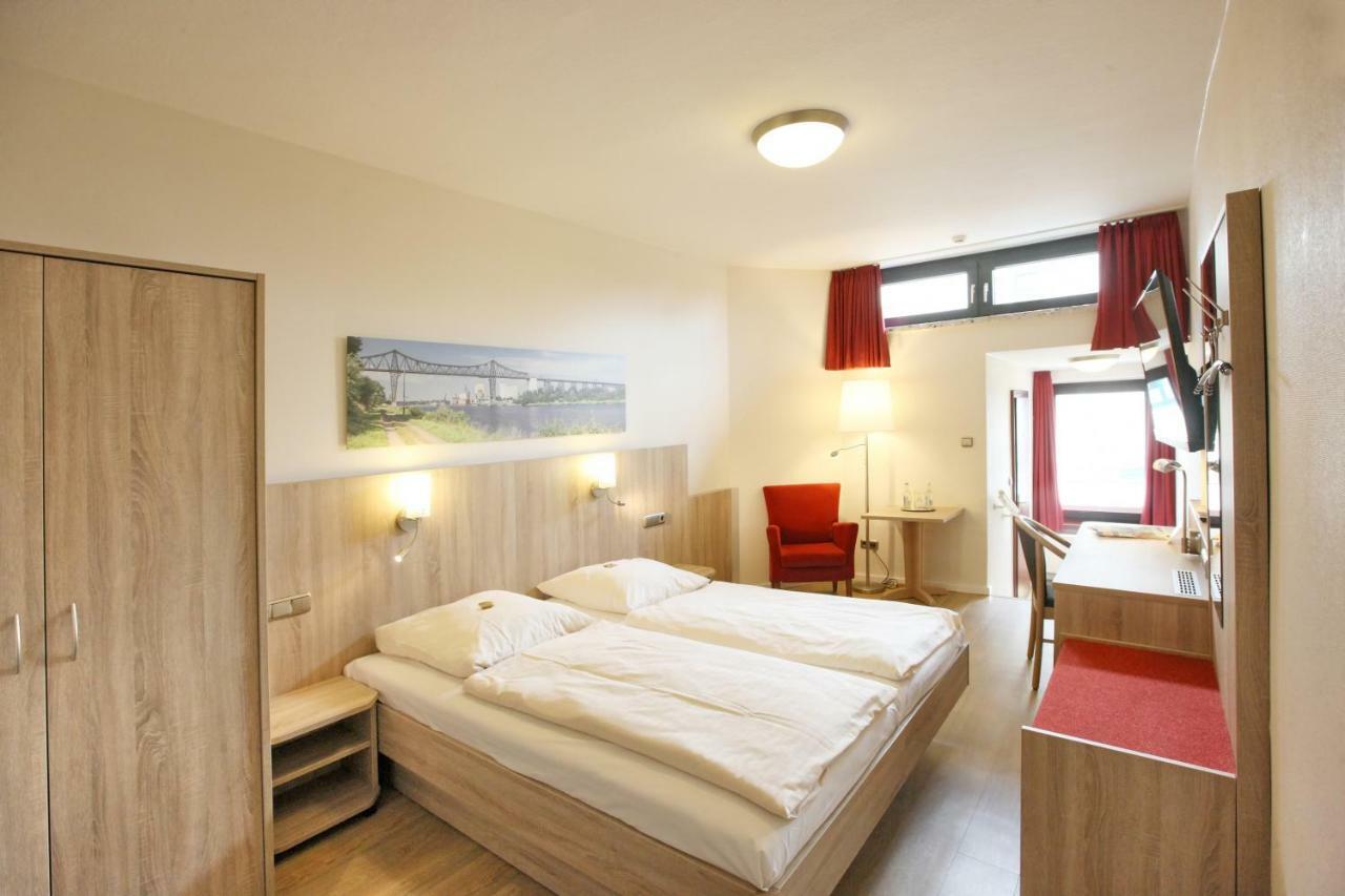 Hotel Kirchspiels Gasthaus Nortorf Екстериор снимка