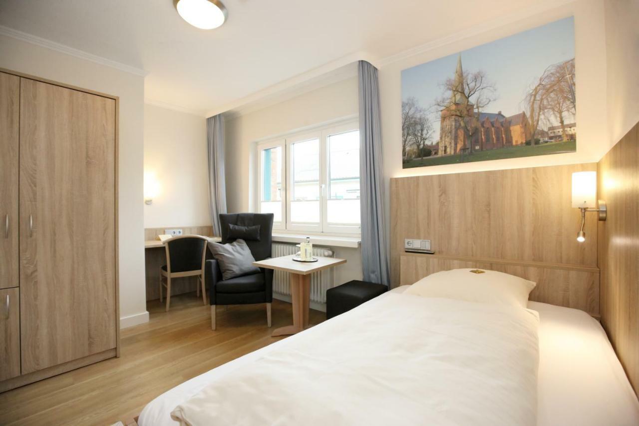 Hotel Kirchspiels Gasthaus Nortorf Екстериор снимка